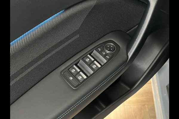 Renault Captur 1.6 E-Tech full hybrid 145 Esprit Alpine | Groot Navi | 19" | Stuur verwarming | Led | Carplay | 100% Renault Dealer Onderhouden!