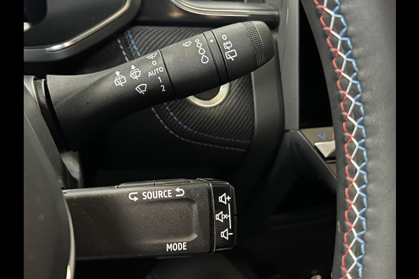 Renault Captur 1.6 E-Tech full hybrid 145 Esprit Alpine | Groot Navi | 19" | Stuur verwarming | Led | Carplay | 100% Renault Dealer Onderhouden!