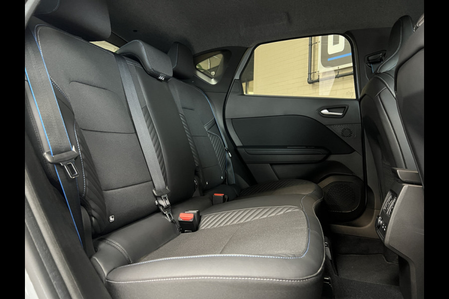 Renault Captur 1.6 E-Tech full hybrid 145 Esprit Alpine | Groot Navi | 19" | Stuur verwarming | Led | Carplay | 100% Renault Dealer Onderhouden!