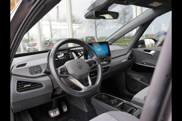 Volkswagen ID.3 First 58 kWh | Apple Carplay/Android Auto | Cruise control adaptief met stop&go |