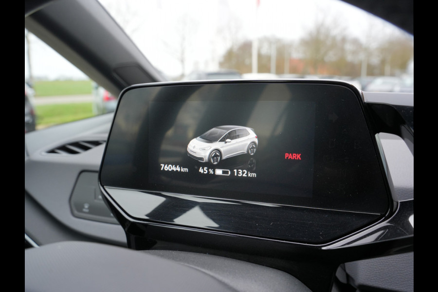 Volkswagen ID.3 First 58 kWh | Apple Carplay/Android Auto | Cruise control adaptief met stop&go |