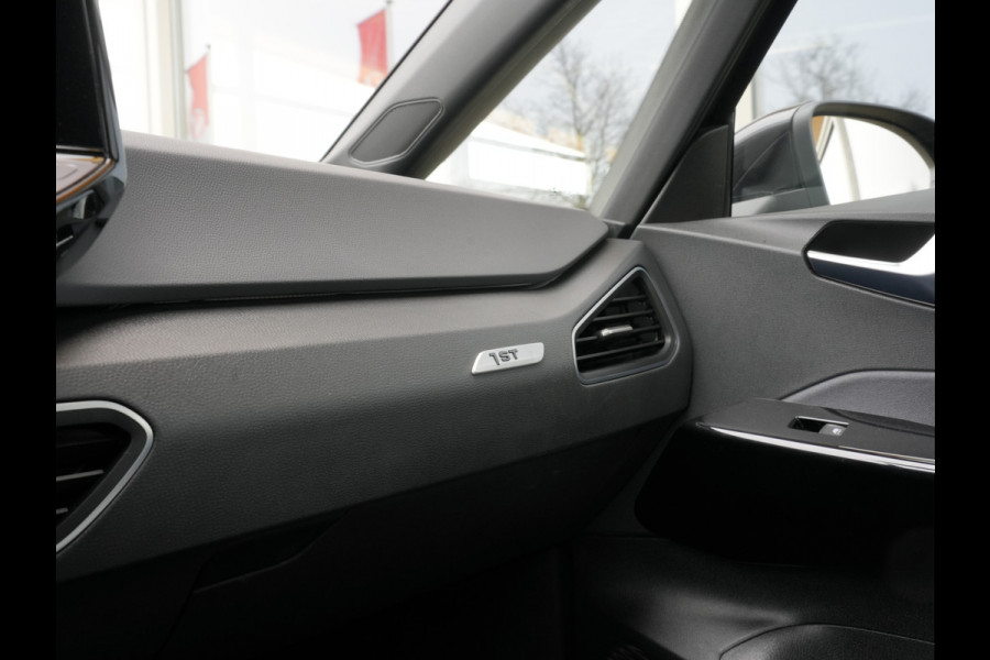 Volkswagen ID.3 First 58 kWh | Apple Carplay/Android Auto | Cruise control adaptief met stop&go |