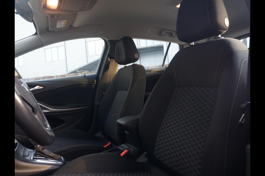 Opel Astra Sports Tourer 1.4 Edition All Seasonbanden