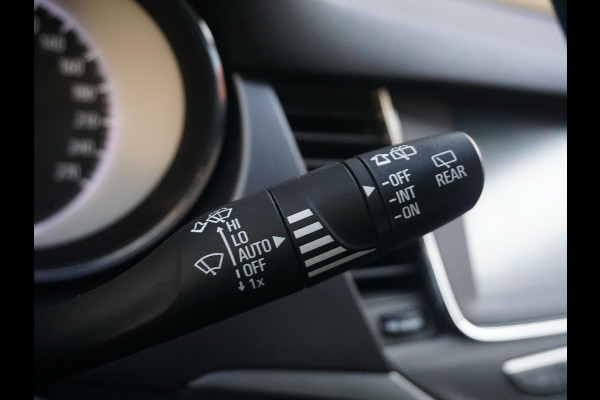 Opel Astra Sports Tourer 1.4 Edition All Seasonbanden