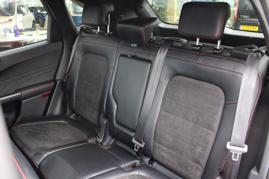 Ford Kuga 2.5 PHEV ST-Line X | Winterpack | Adaptive Cruise Control | BLIS | Climate Control | Camera | Navigatie |