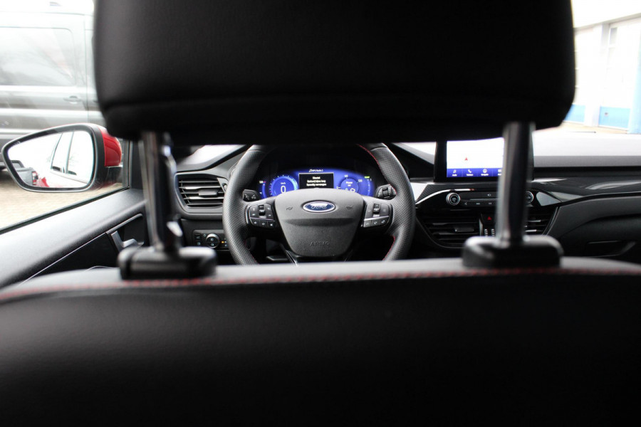 Ford Kuga 2.5 PHEV ST-Line X | Winterpack | Adaptive Cruise Control | BLIS | Climate Control | Camera | Navigatie |