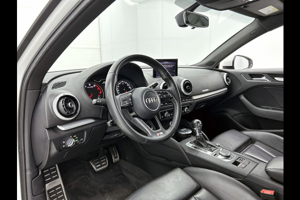 Audi A3 Sportback 1.5 TFSI CoD Sport S Line Edition(NL-auto, Goed onderH, NAvi, StoelV, Leder, Parkeersensoren V+A, Keyless, Etc)