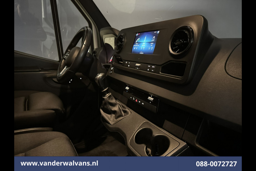 Mercedes-Benz Sprinter 316 CDI 164pk L3H2 Euro6 Airco | Camera | Apple Carplay | Cruisecontrol | Chauffeursstoel Android Auto, Stoelverwarming, Bijrijdersbank, 3500kg trekvermogen