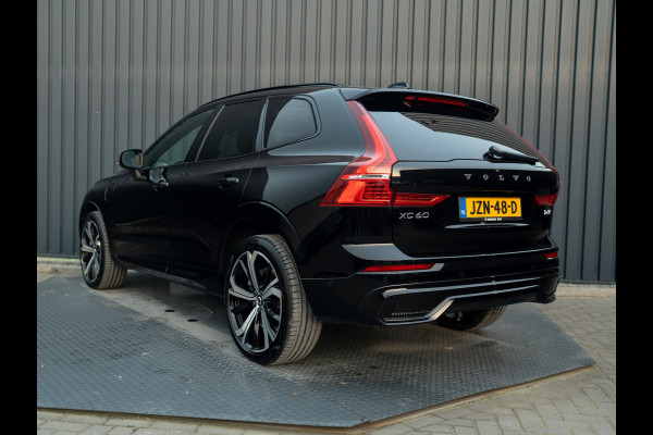 Volvo XC60 2.0 T6 Plug-in hybrid AWD Plus Dark | 360 Camera | Harman/Kardon | Trekhaak | Panodak | Dodehoek sensoren | Prijs Rijklaar!!