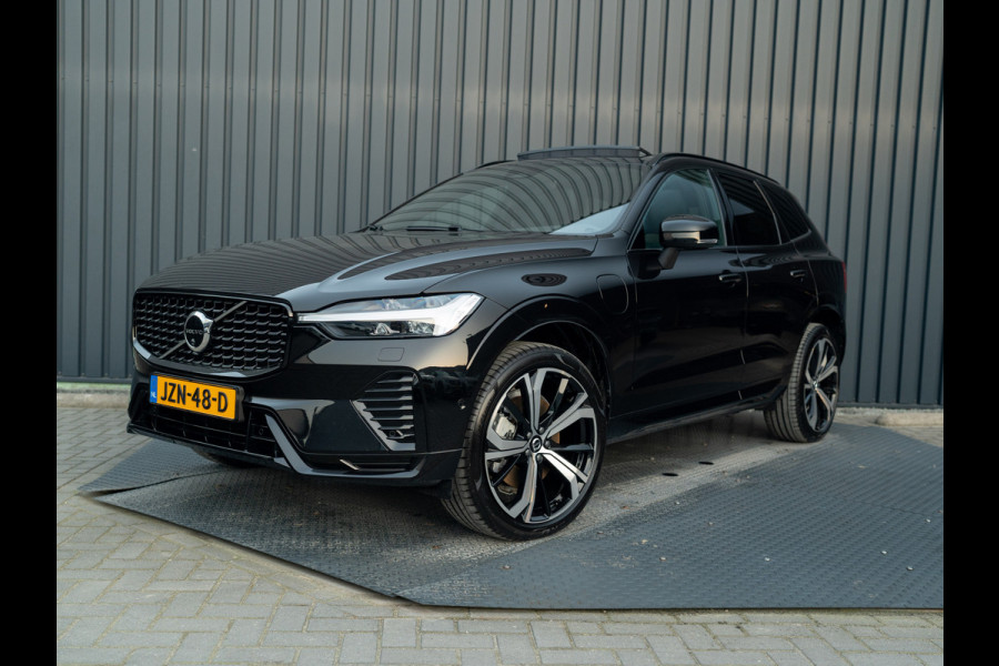 Volvo XC60 2.0 T6 Plug-in hybrid AWD Plus Dark | 360 Camera | Harman/Kardon | Trekhaak | Panodak | Dodehoek sensoren | Prijs Rijklaar!!