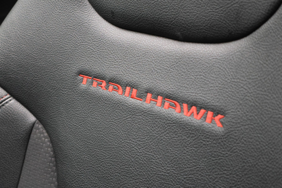 Jeep Compass 4xe 240 Plug-in Hybrid Electric Trailhawk Leder/Stof, Camera, ACC, Apple Carplay, Virtual Cockpit, PDC, 17''