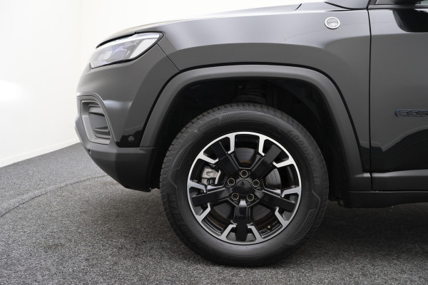 Jeep Compass 4xe 240 Plug-in Hybrid Electric Trailhawk Leder/Stof, Camera, ACC, Apple Carplay, Virtual Cockpit, PDC, 17''