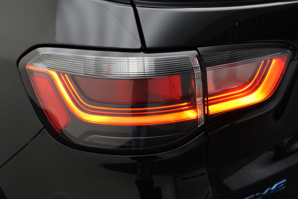 Jeep Compass 4xe 240 Plug-in Hybrid Electric Trailhawk Leder/Stof, Camera, ACC, Apple Carplay, Virtual Cockpit, PDC, 17''