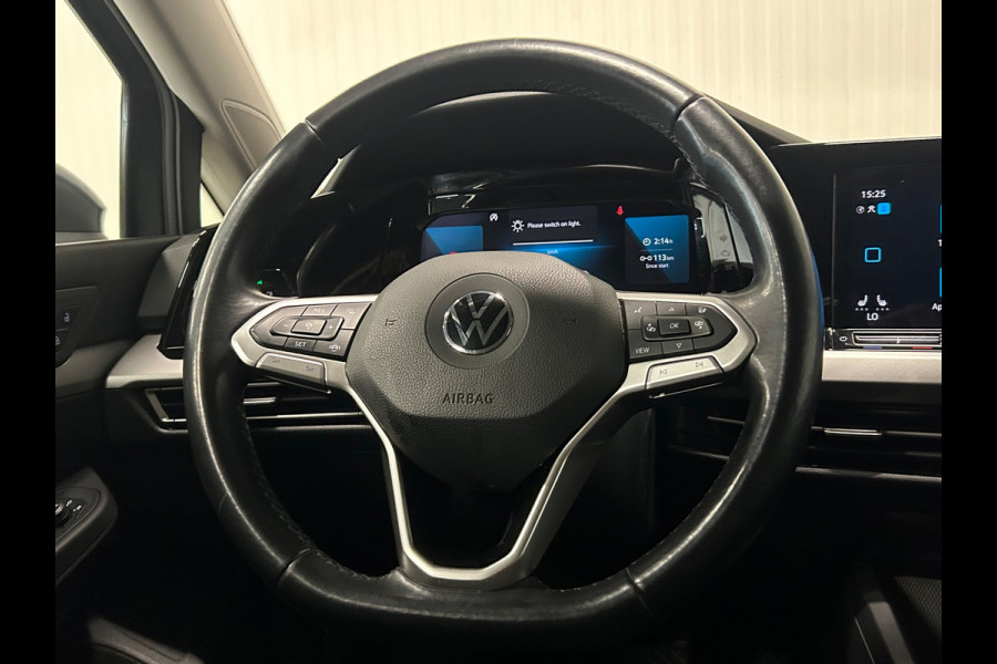 Volkswagen Golf 1.5 TSI Business | CAMERA | LED | CARPLAY | ACC | IQ DRIVE