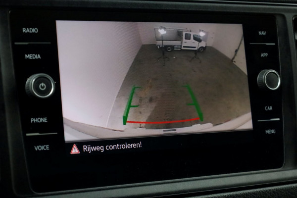 Volkswagen Crafter 35 2.0 TDI 140pk Bakwagen met laadklep en zijdeur 08-2021