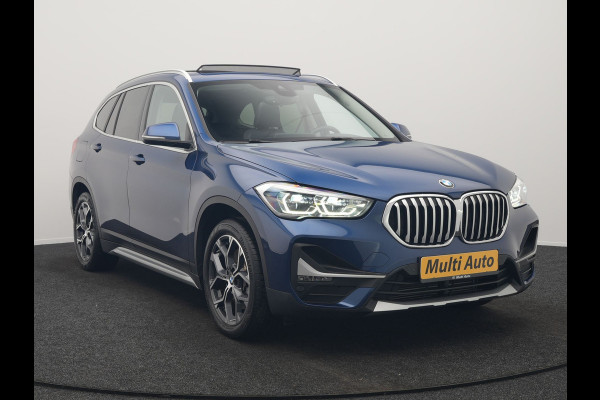 BMW X1 xDrive25e X Line PHEV 221pk Dealer O.H. | Panodak | Head Up | Camera | Sfeerverlichting | Sportstoelen & Stuur Verwarmd | Apple Carplay | Keyless | Navigatie | Cruise Control | DAB | Plug In Hybrid |