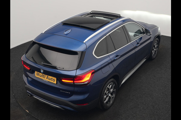 BMW X1 xDrive25e X Line PHEV 221pk Dealer O.H. | Panodak | Head Up | Camera | Sfeerverlichting | Sportstoelen & Stuur Verwarmd | Apple Carplay | Keyless | Navigatie | Cruise Control | DAB | Plug In Hybrid |