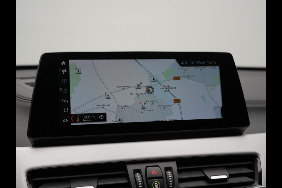 BMW X1 xDrive25e X Line PHEV 221pk Dealer O.H. | Panodak | Head Up | Camera | Sfeerverlichting | Sportstoelen & Stuur Verwarmd | Apple Carplay | Keyless | Navigatie | Cruise Control | DAB | Plug In Hybrid |