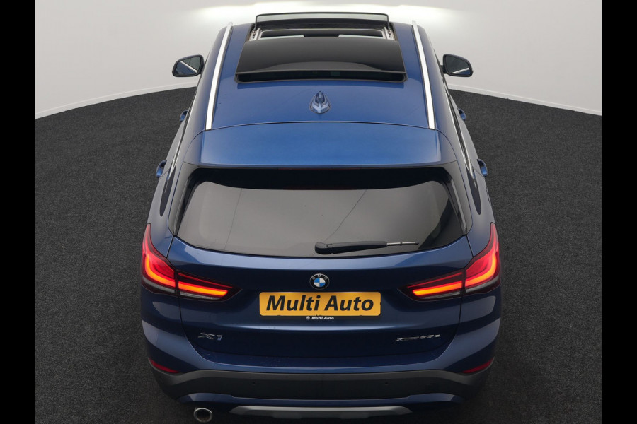 BMW X1 xDrive25e X Line PHEV 221pk Dealer O.H. | Panodak | Head Up | Camera | Sfeerverlichting | Sportstoelen & Stuur Verwarmd | Apple Carplay | Keyless | Navigatie | Cruise Control | DAB | Plug In Hybrid |