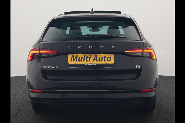 Škoda Octavia Combi 1.4 TSI iV Business Edition Plus PHEV 204pk Dealer O.H. | Trekhaak Afn. | Panodak | Head Up | Adaptive Cruise | Sfeerverlichting | Sportstoelen Memory & Verwarmd | Keyless | Blis | Crystal LED | Navigatie | DAB | Plug In Hybrid |