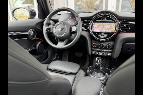 MINI Mini 1.5 Cooper Camden Edition |Pano|Leer|British racing green - Black exterior