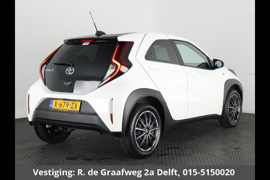 Toyota Aygo X 1.0 VVT-i MT Play Sport | 1e eigenaar | Apple Carplay & AndroidAUTO | Privacy Glass | Camera |