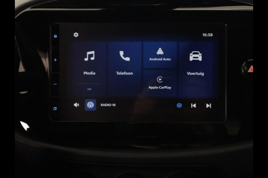 Toyota Aygo X 1.0 VVT-i MT Play Sport | 1e eigenaar | Apple Carplay & AndroidAUTO | Privacy Glass | Camera |