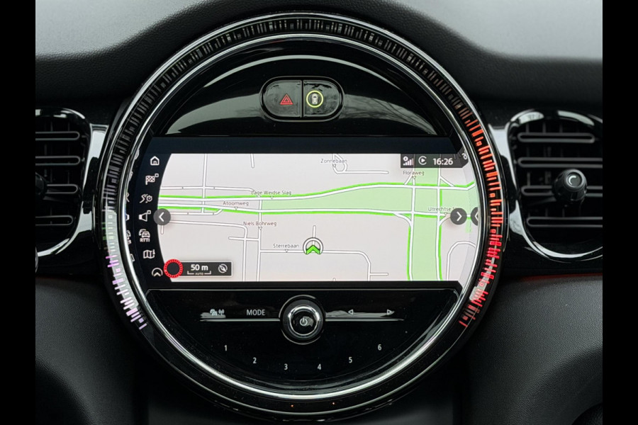 MINI Mini 1.5 Cooper Camden Edition |Pano|Leer|British racing green - Black exterior