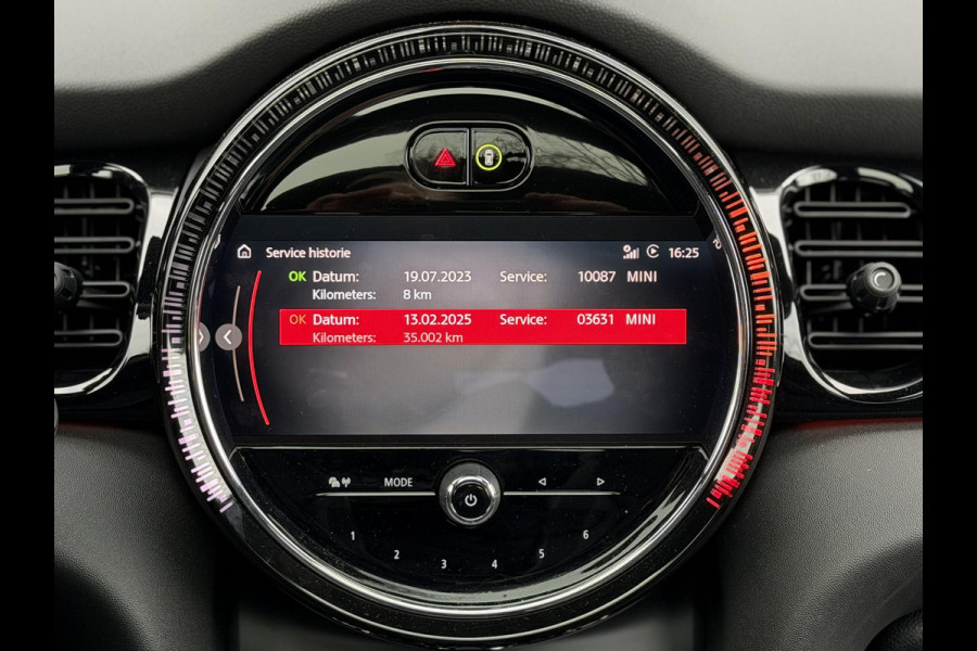 MINI Mini 1.5 Cooper Camden Edition |Pano|Leer|British racing green - Black exterior