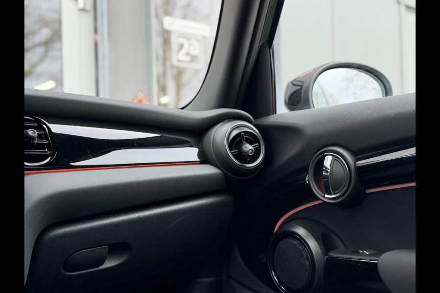 MINI Mini 1.5 Cooper Camden Edition |Pano|Leer|British racing green - Black exterior