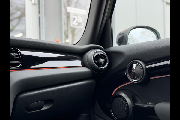 MINI Mini 1.5 Cooper Camden Edition |Pano|Leer|British racing green - Black exterior