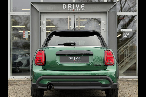 MINI Mini 1.5 Cooper Camden Edition |Pano|Leer|British racing green - Black exterior
