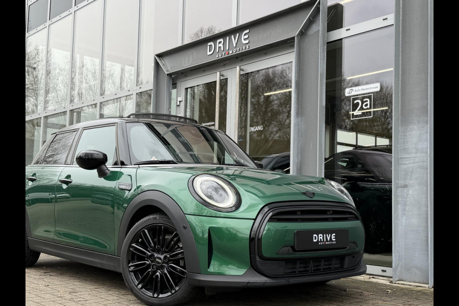 MINI Mini 1.5 Cooper Camden Edition |Pano|Leer|British racing green - Black exterior