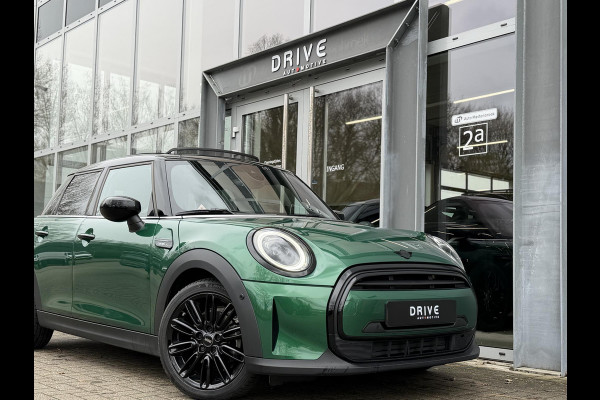MINI Mini 1.5 Cooper Camden Edition |Pano|Leer|British racing green - Black exterior