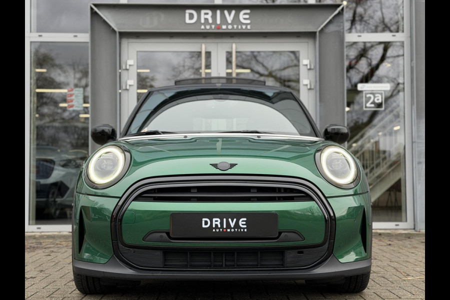 MINI Mini 1.5 Cooper Camden Edition |Pano|Leer|British racing green - Black exterior