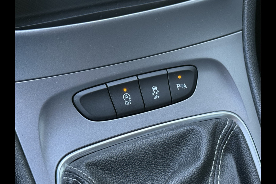 Opel Astra Sports Tourer BWJ 2020 | 1.2T 146PK Business Ed | TRKEHAAK | CLIMA | NAVI | PDC | CRUISE | CARPLAY | CAMERA |