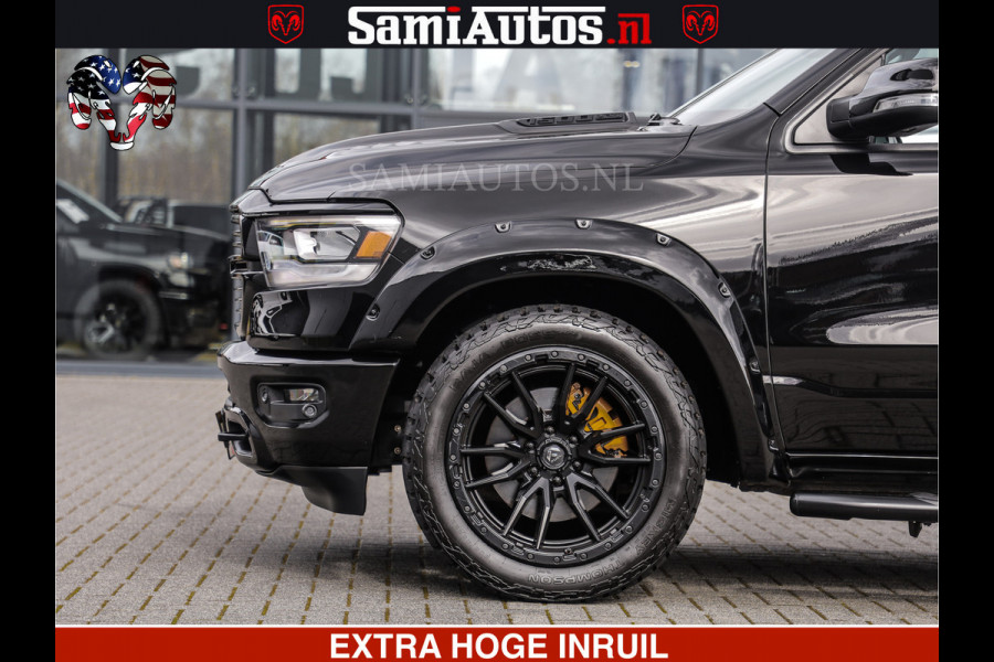 Dodge Ram 1500 HULK | 5.7 V8 | STRIPING | LUCHT VERING | LARAMIE SPORT BLACK ON BLACK | MEGA DIK | CREW CAB DUBBELE CABINE | 5 PERSOONS | DC | DIKKE WILEN | WIDE BODY |