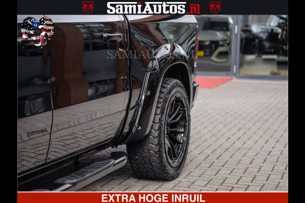 Dodge Ram 1500 HULK | 5.7 V8 | STRIPING | LUCHT VERING | LARAMIE SPORT BLACK ON BLACK | MEGA DIK | CREW CAB DUBBELE CABINE | 5 PERSOONS | DC | DIKKE WILEN | WIDE BODY |