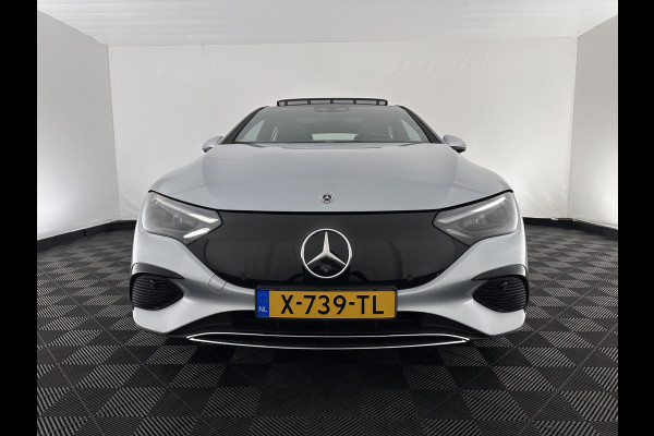 Mercedes-Benz EQE 300 Luxury Line 89 kWh [ 3-Fase ] (INCL.BTW) Aut. *PANO | FULL-LED | ADAPTIVE-CRUISE | MEMORY-PACK | TOP-VIEW | WIDE-SCREEN-DIGI-COCKPIT | NAVI-FULLMAP | DAB | COMFORT-SEATS | ECC | SHIFT-PADDLES | CAMERA | PDC | PRIVACY-GLAS