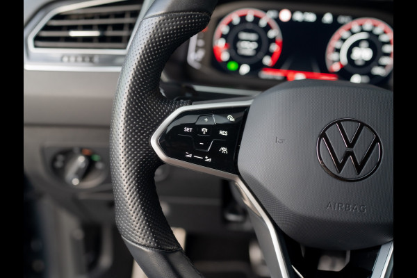 Volkswagen Tiguan 1.5 TSI R-Line Business | Trekhaak wegkl. | Keyless | 20'' | Elk. A-klep | Side Assist | IQ Light | Prijs Rijklaar!!