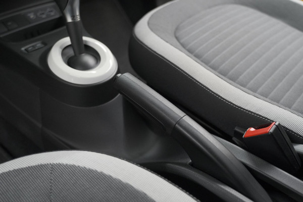 Renault Twingo Z.E. R80 Collection | Lage Kilometerstand | Apple Carplay | Climate Control