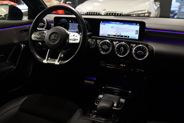 Mercedes-Benz A-Klasse 250 AMG EDITION PANO/BURM/STOELVER/SFEERVER/VOL