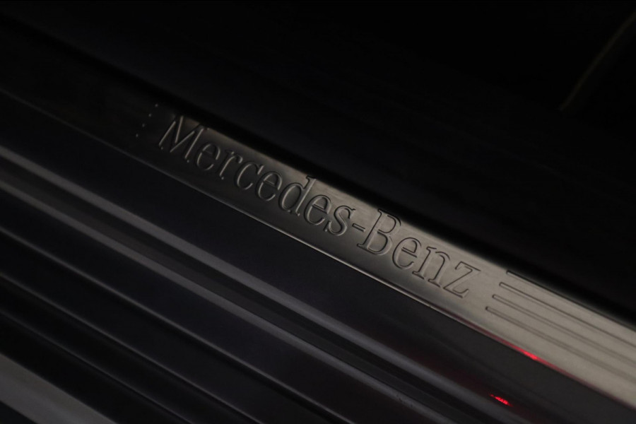 Mercedes-Benz A-Klasse 250 AMG EDITION PANO/BURM/STOELVER/SFEERVER/VOL