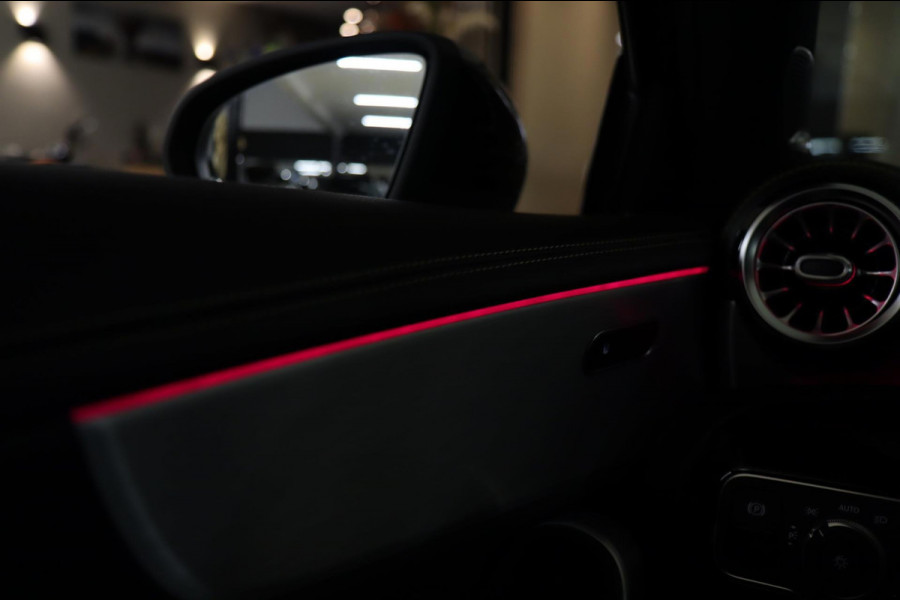 Mercedes-Benz A-Klasse 250 AMG EDITION PANO/BURM/STOELVER/SFEERVER/VOL