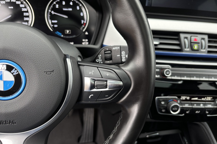 BMW X1 xDrive25e M-Sport | Panodak | Camera | Head-Up | Comfort Access | Adaptive Cruise