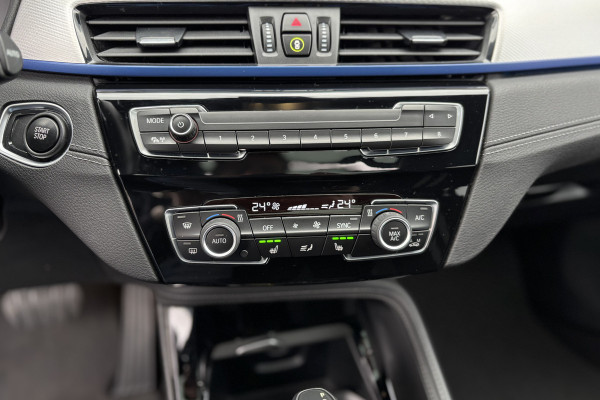 BMW X1 xDrive25e M-Sport | Panodak | Camera | Head-Up | Comfort Access | Adaptive Cruise