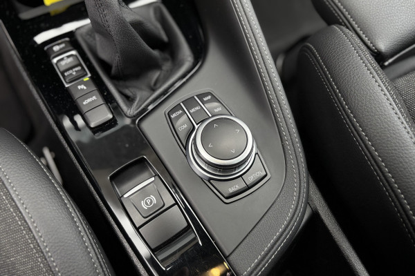 BMW X1 xDrive25e M-Sport | Panodak | Camera | Head-Up | Comfort Access | Adaptive Cruise