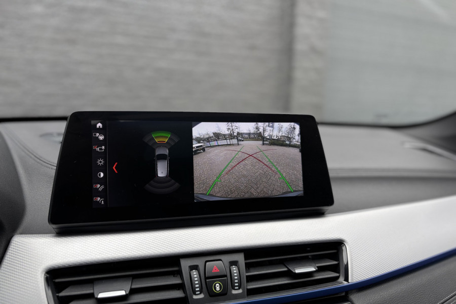 BMW X1 xDrive25e M-Sport | Panodak | Camera | Head-Up | Comfort Access | Adaptive Cruise