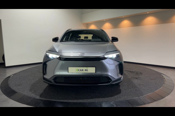 Toyota Bz4x Active 71 kWh LED verlichting | 18 inch LM velgen Soh (batterijcheck) waarde 99,9%