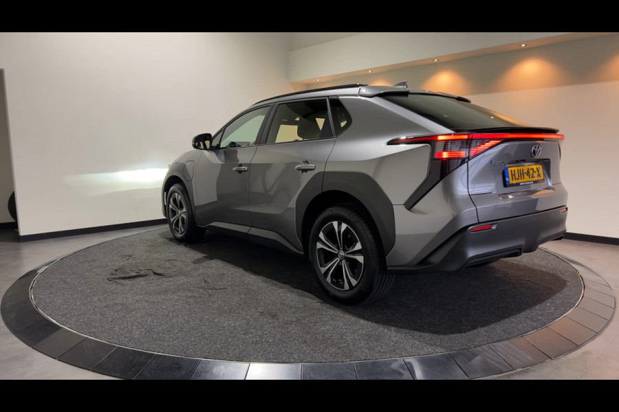 Toyota Bz4x Active 71 kWh LED verlichting | 18 inch LM velgen Soh (batterijcheck) waarde 99,9%